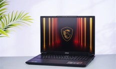 RTX 5090+4K MiniLED屏！微星绝影18 AI+锐龙版2025图赏