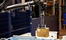 亚马逊澄清“用机器人取代 60 万工人岗位”：只是为了降本增效