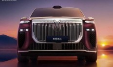 华为最新乾崑智驾：岚图泰山 SUV 车型将于明天公布内饰信息